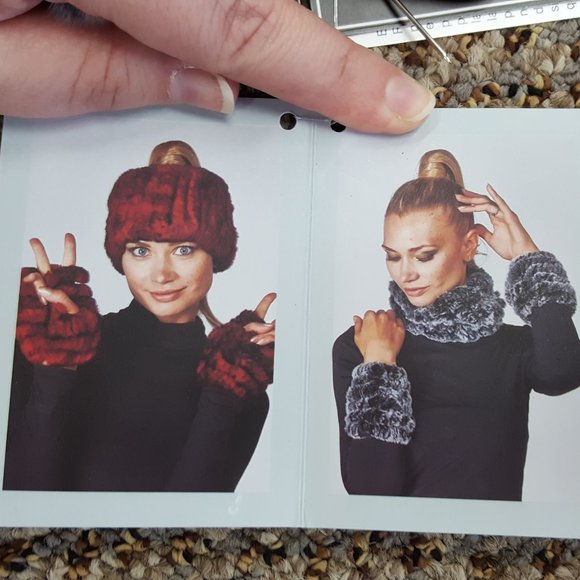 Knitted Rex Rabbit Fur Accessories Set - Picture 3 of 3